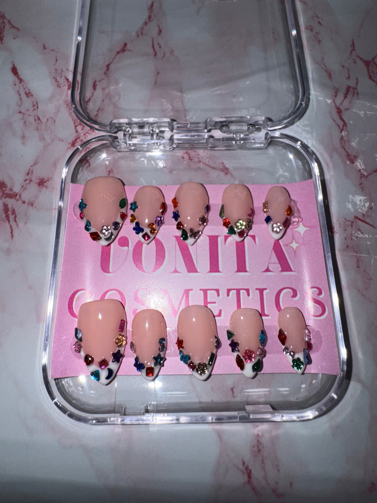 Gem press on nails