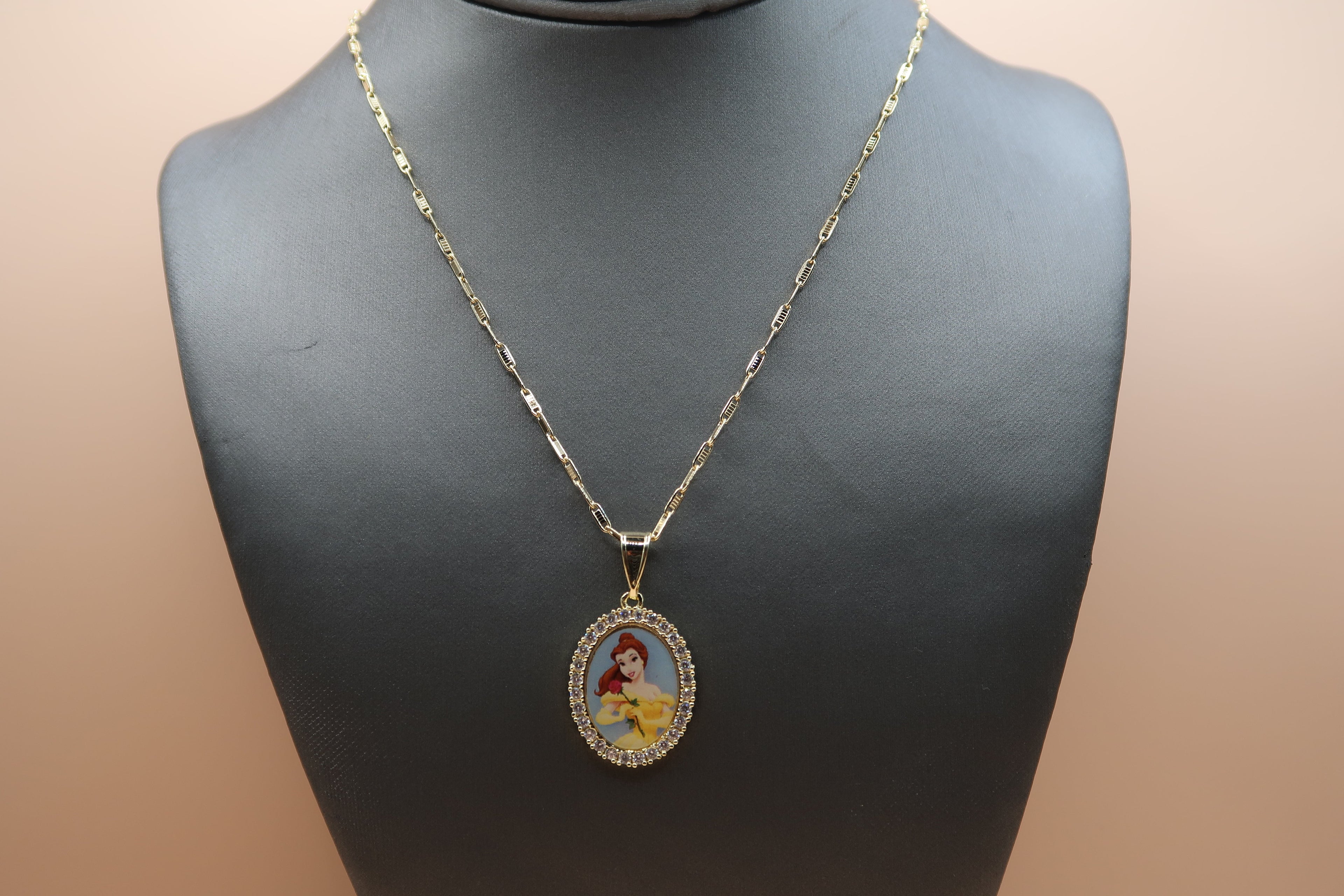 Belle necklace
