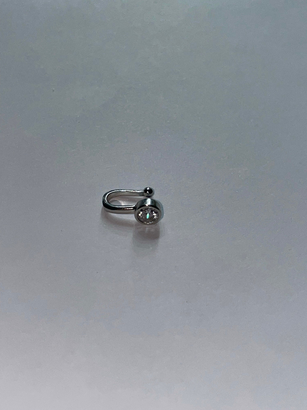 Round Diamond nose cuff ring