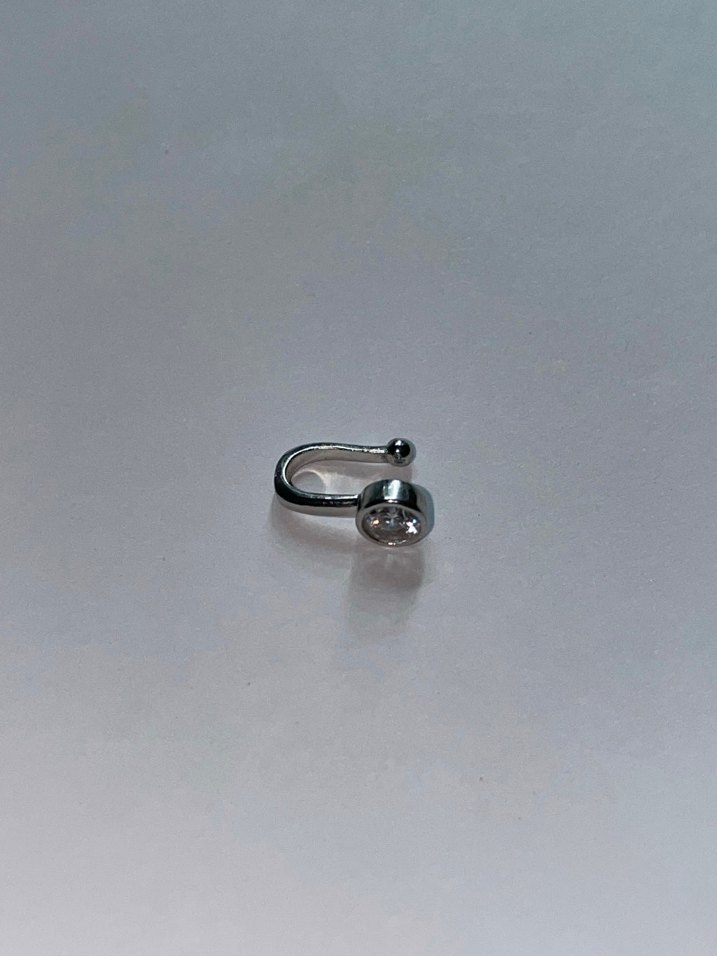 Round Diamond nose cuff ring
